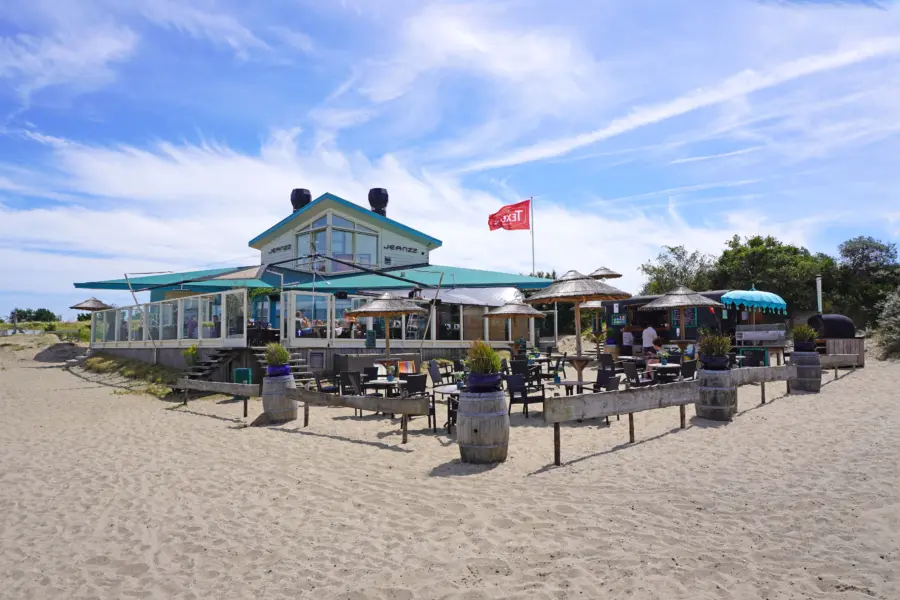 Eten en Drinken Heerlijk uit eten in een goed restaurant of op het strand